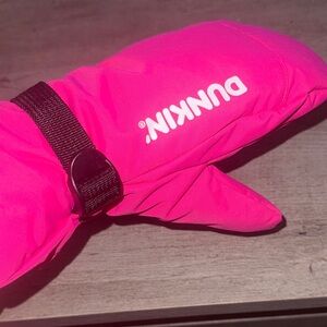 DUNKIN Pink Winter Mitten